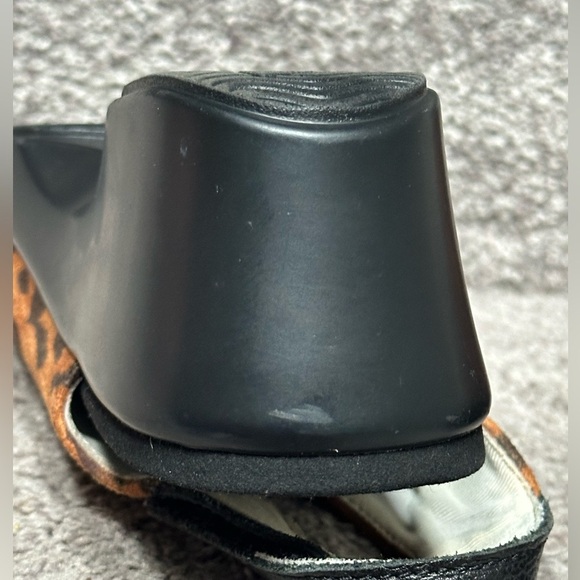 Alegria Rosie Leopard Print Wedge Slip Resistant Sandals – Women’s 37 (US 7–7.5) - Picture 11 of 12